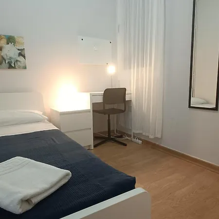 Sant Jordi Pisos - Dos De Maig Apartamento